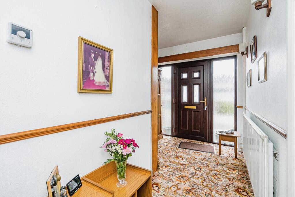 Additional property image - Carol Crescent, Halesowen, West Midlands, B63
