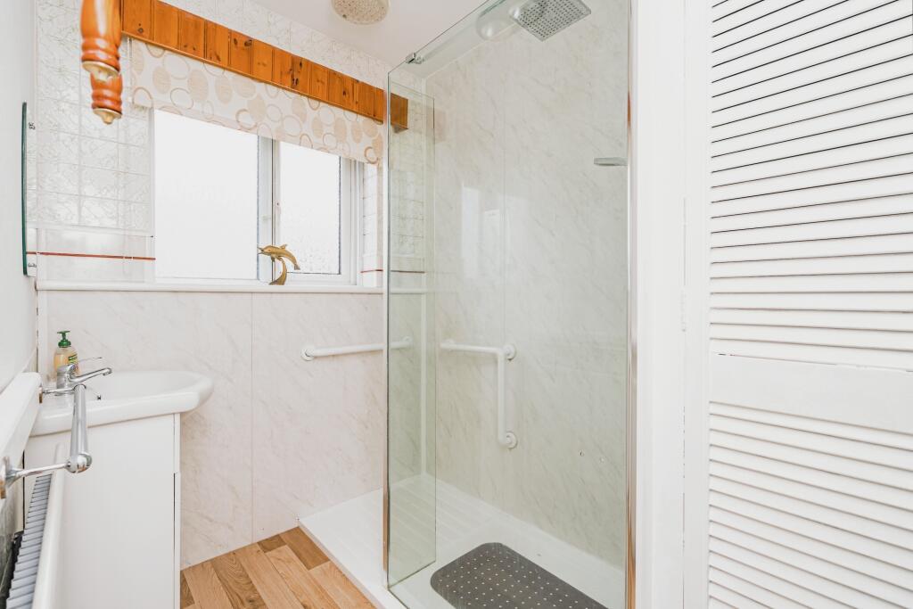 Additional property image - Carol Crescent, Halesowen, West Midlands, B63