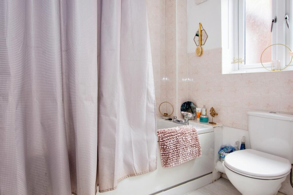 Additional property image - Prossers Walk, Coleshill, Birmingham, Warwickshire, B46