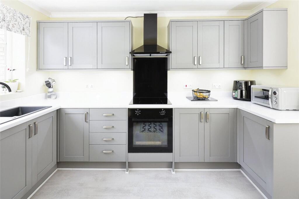 Additional property image - Chestnut Grove, Coleshill, Birmingham, Warwickshire, B46