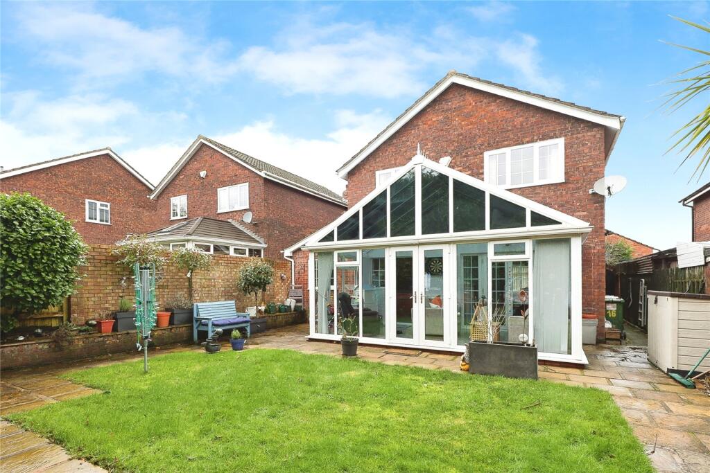 Additional property image - Chestnut Grove, Coleshill, Birmingham, Warwickshire, B46