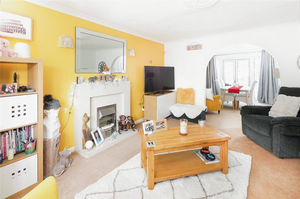 Additional property image - Chestnut Grove, Coleshill, Birmingham, Warwickshire, B46