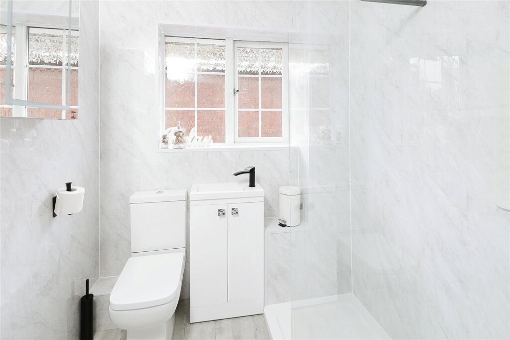 Additional property image - Chestnut Grove, Coleshill, Birmingham, Warwickshire, B46