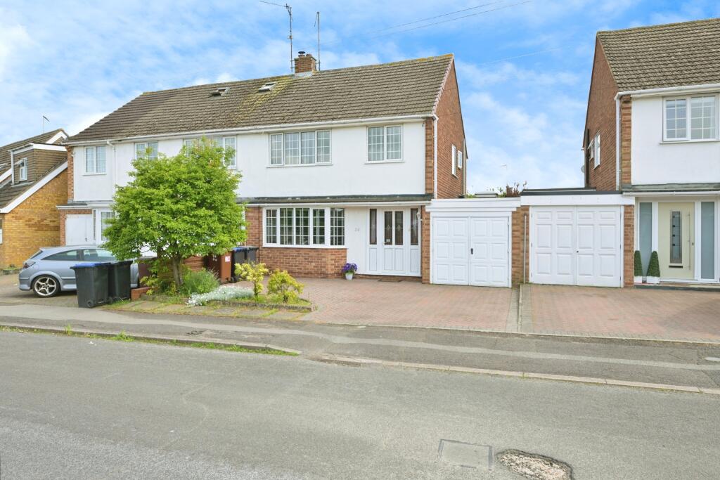 3 bedroom semidetached house for sale in Pytchley Way, Northampton