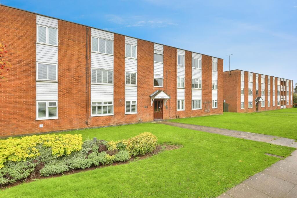 Main image of property: Porlock Close, NORTHAMPTON, Northamptonshire, NN5