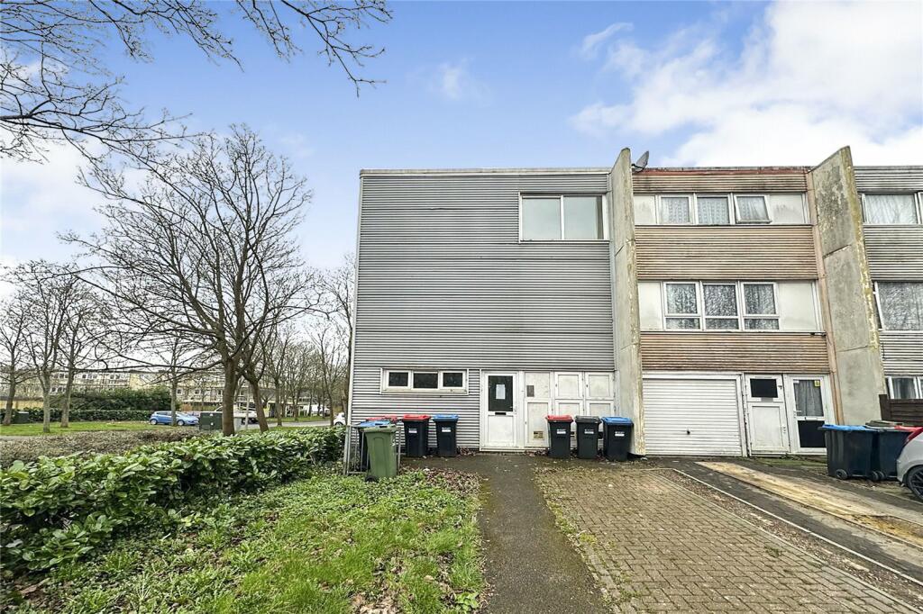 1 bedroom flat for sale in Langland Road, Netherfield, Milton Keynes