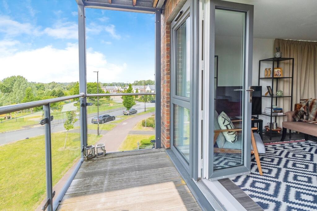 Main image of property: Larson Close, Oakgrove, Milton Keynes, Buckinghamshire, MK10