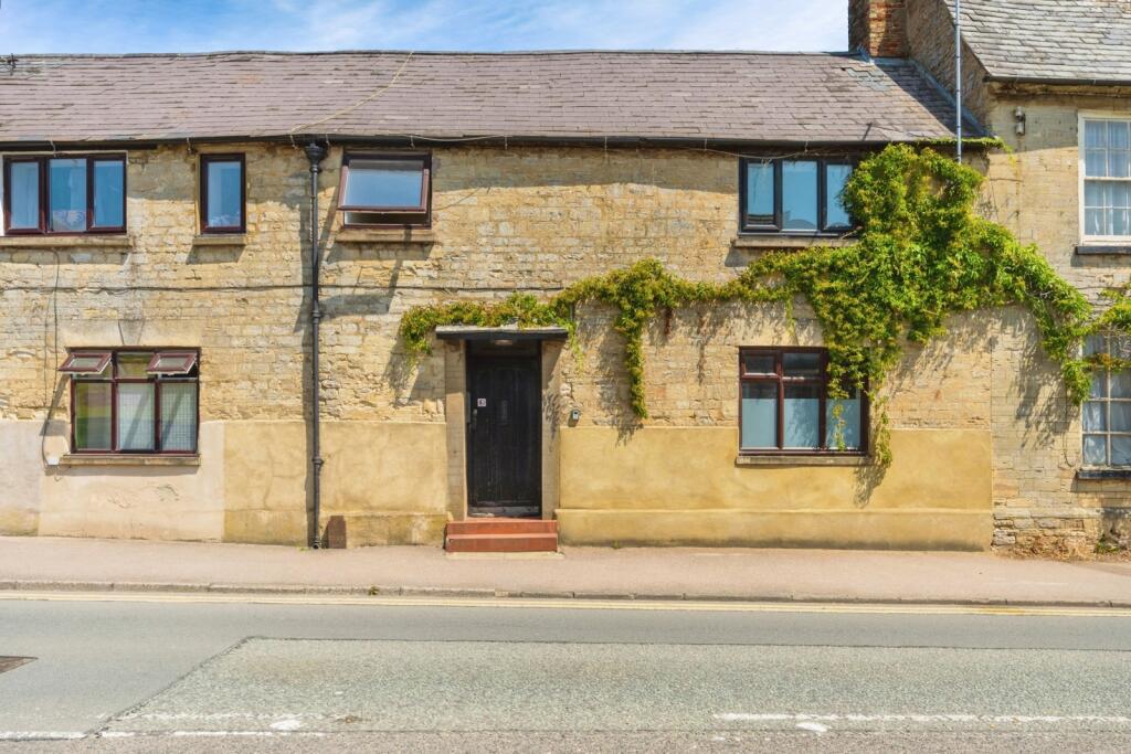 Main image of property: London Road, Old Stratford, Milton Keynes, Northamptonshire, MK19