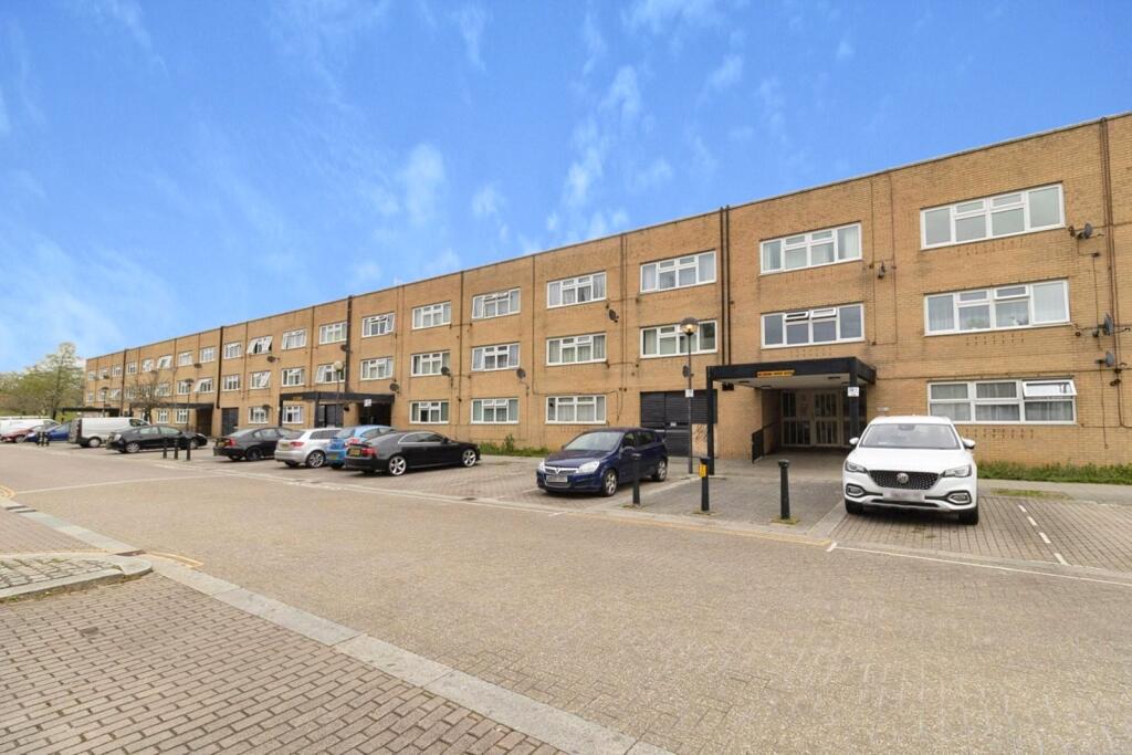 Main image of property: North Ninth Street, Milton Keynes, MK9