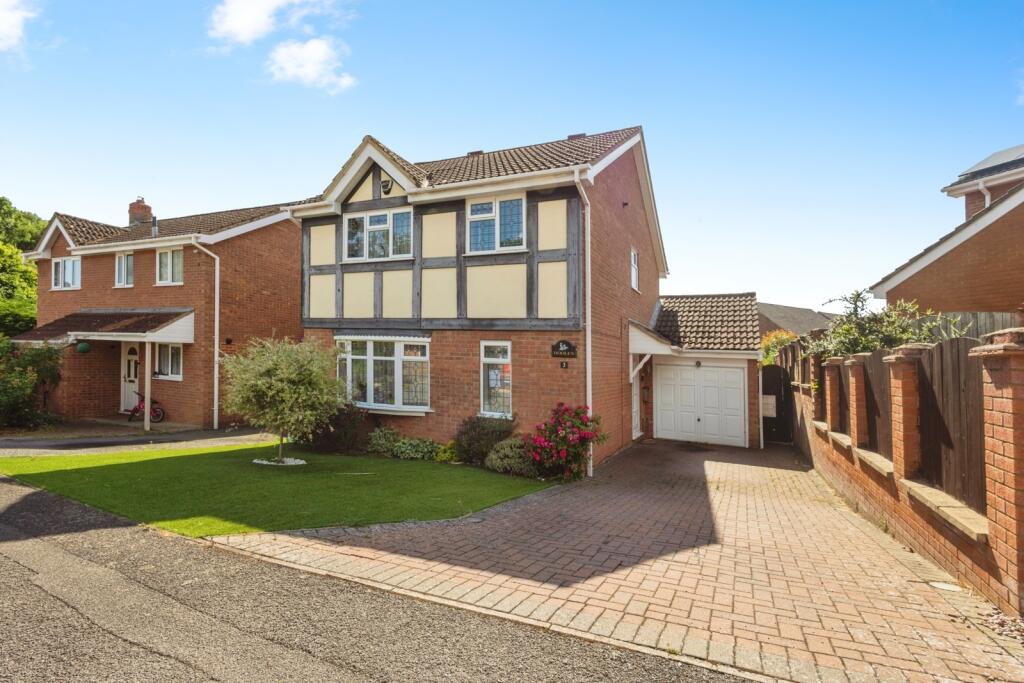 Main image of property: Icknield Drive, Northampton, Northamptonshire, NN4