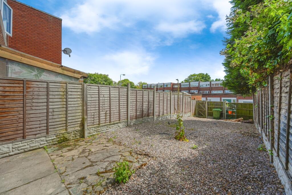 Additional property image - Balfour, Tamworth, Staffordshire, B79