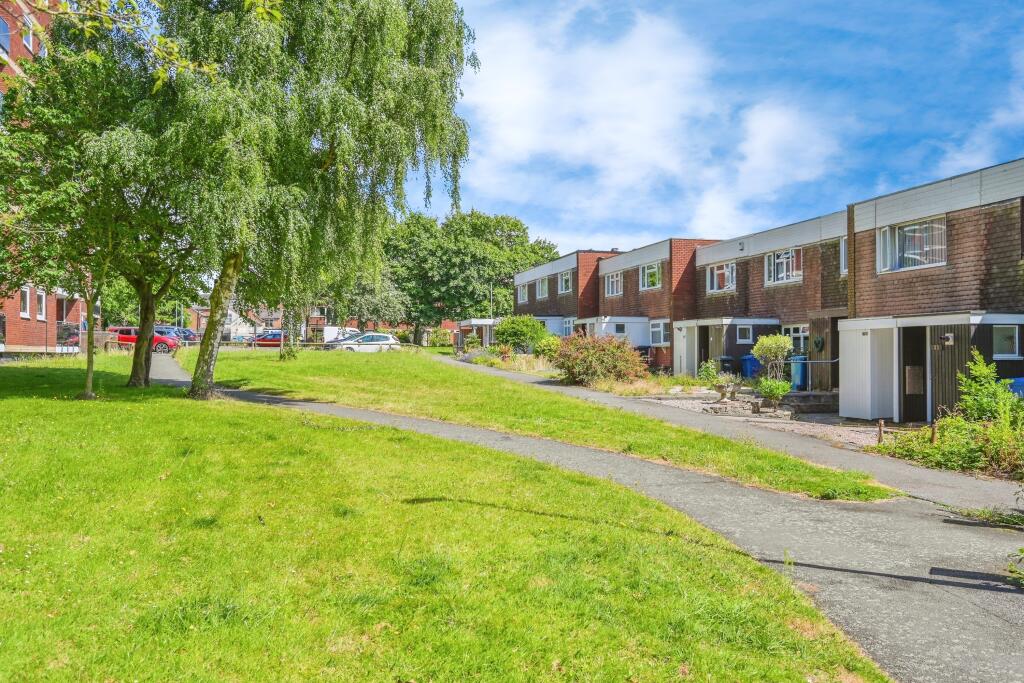 Additional property image - Balfour, Tamworth, Staffordshire, B79