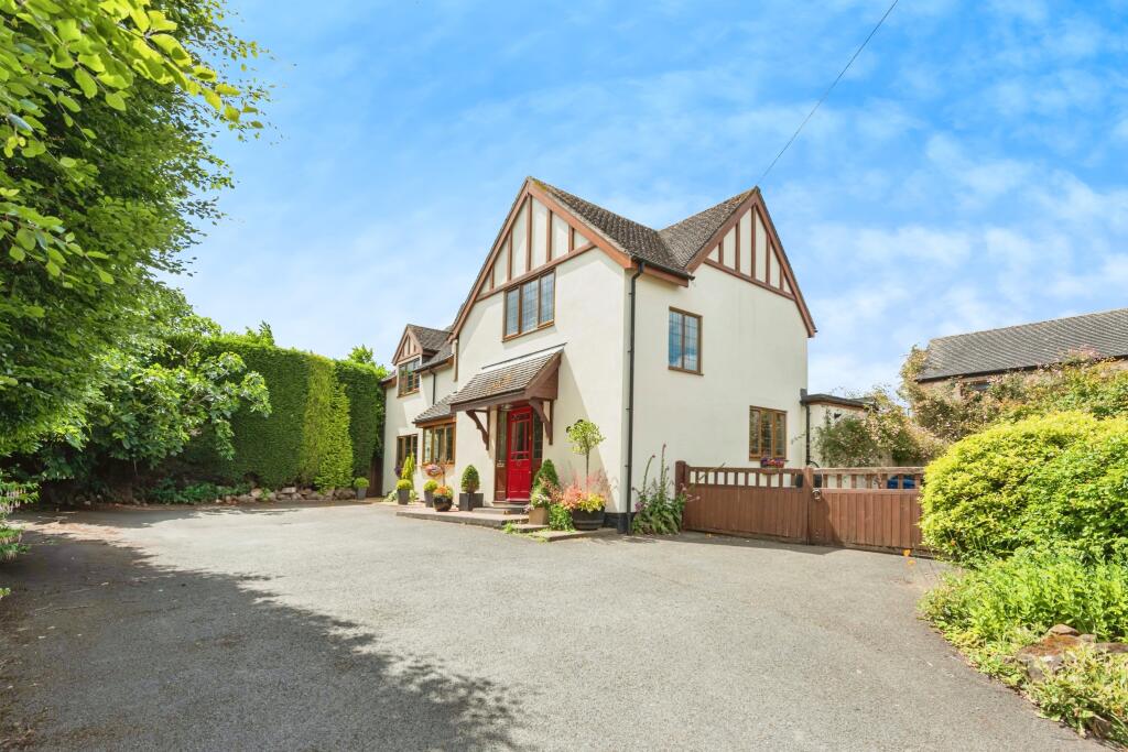 Main image of property: The Coach House Wilnecote House Drive, Wilnecote, Tamworth, Staffordshire, B77