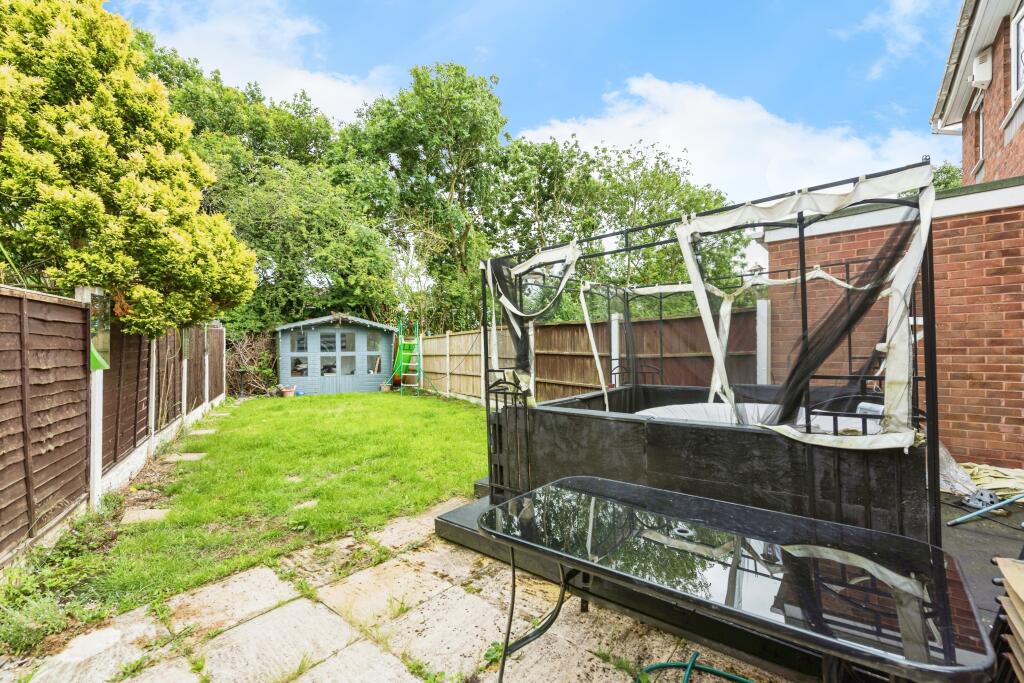 Additional property image - Grassholme, Wilnecote, Tamworth, Staffordshire, B77