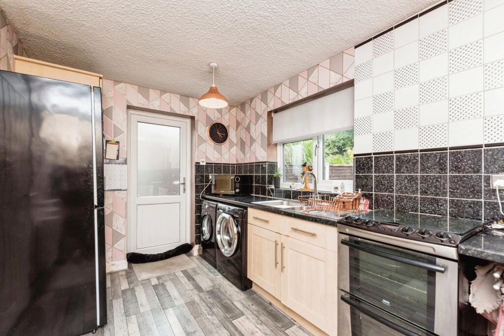 Additional property image - Grassholme, Wilnecote, Tamworth, Staffordshire, B77