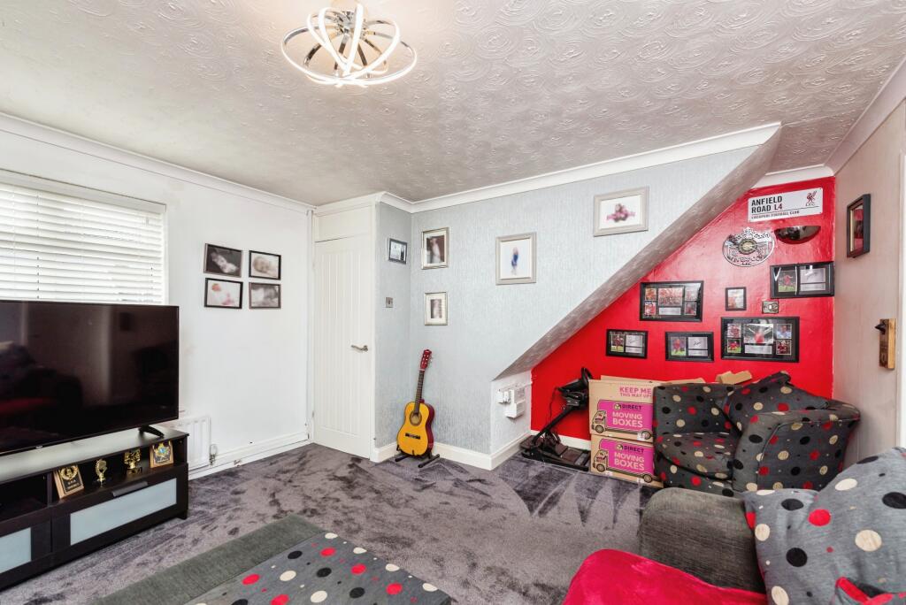 Additional property image - Grassholme, Wilnecote, Tamworth, Staffordshire, B77