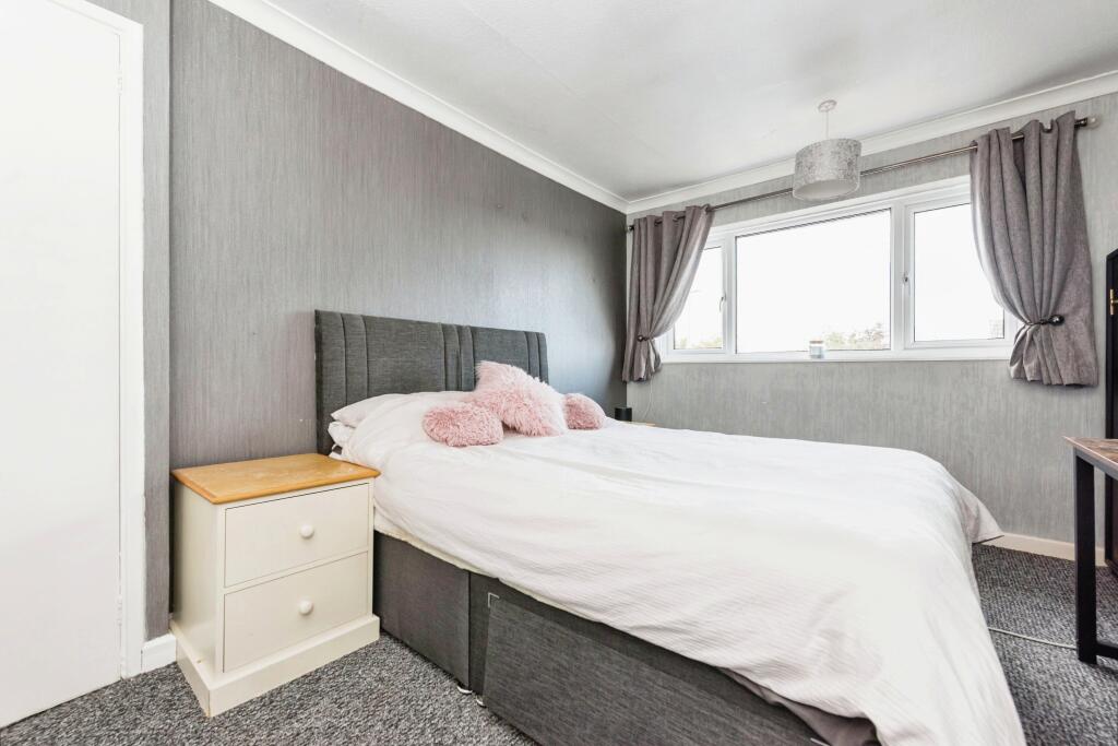 Additional property image - Greenhill Close, Dosthill, Tamworth, Staffordshire, B77