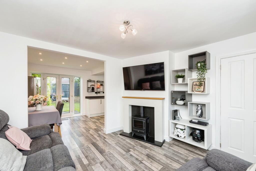 Additional property image - Greenhill Close, Dosthill, Tamworth, Staffordshire, B77