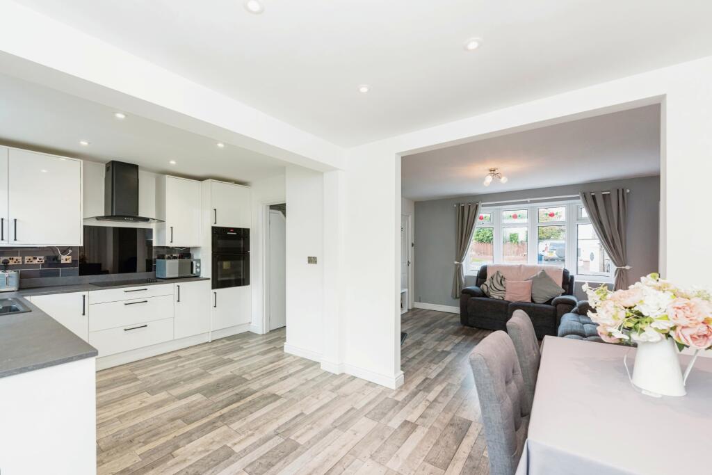 Additional property image - Greenhill Close, Dosthill, Tamworth, Staffordshire, B77