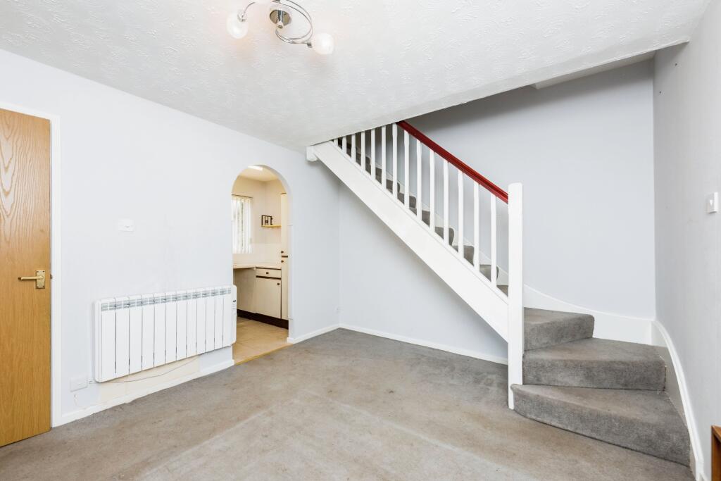 Additional property image - Lawrence Court, Tamworth, Staffordshire, B79