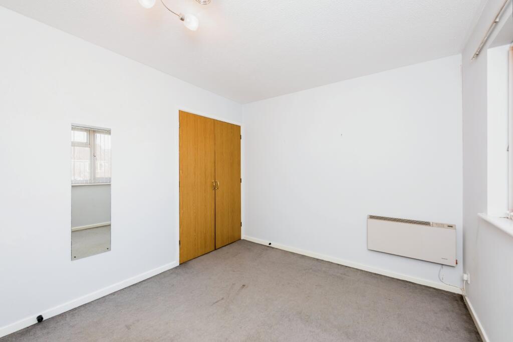 Additional property image - Lawrence Court, Tamworth, Staffordshire, B79
