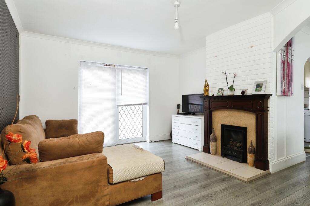 Additional property image - Stevenson Road, Tamworth, Staffordshire, B79