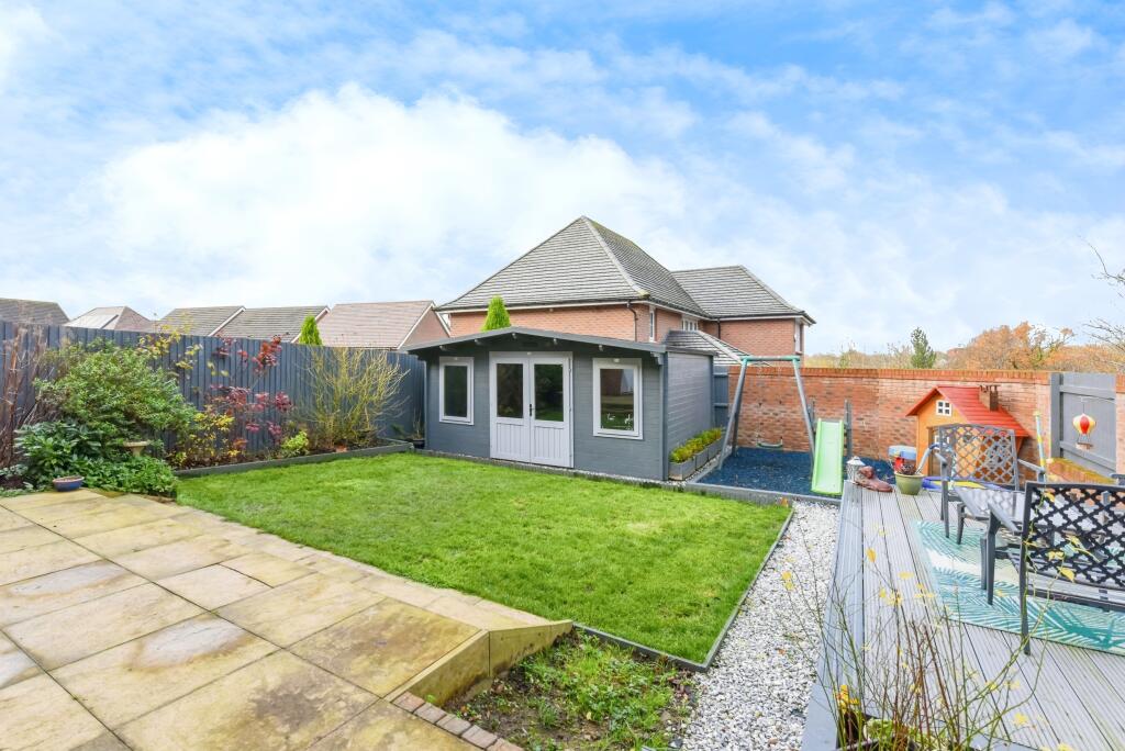 Additional property image - Wensleydale, Wilnecote, Tamworth, Staffordshire, B77