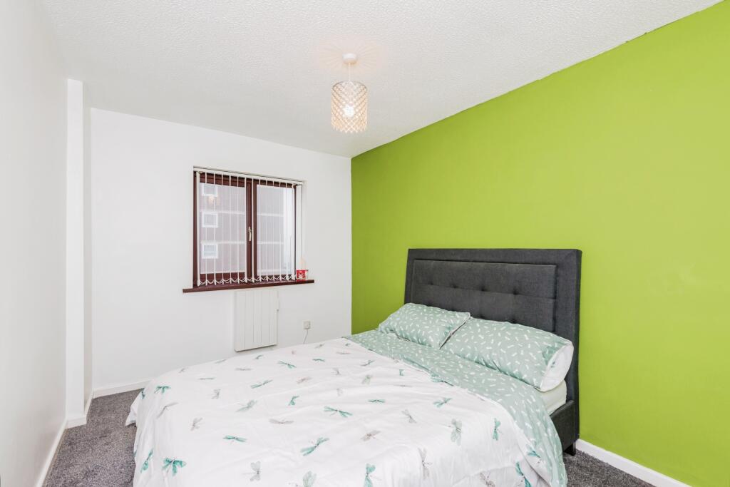 Additional property image - Lichfield Street, Tamworth, Staffordshire, B79
