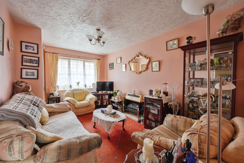 Additional property image - Birchwood Avenue, Dordon, Tamworth, Warwickshire, B78