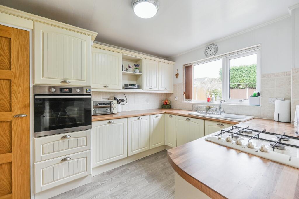 Additional property image - Norton Close, Tamworth, Staffordshire, B79
