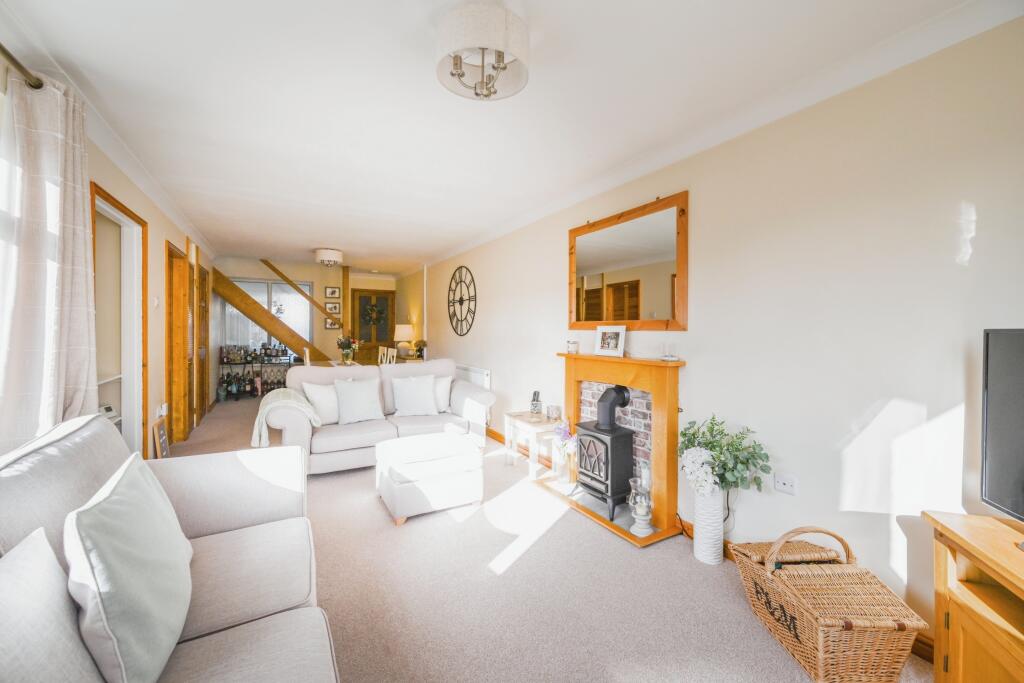 Additional property image - Browning Close, Tamworth, Staffordshire, B79