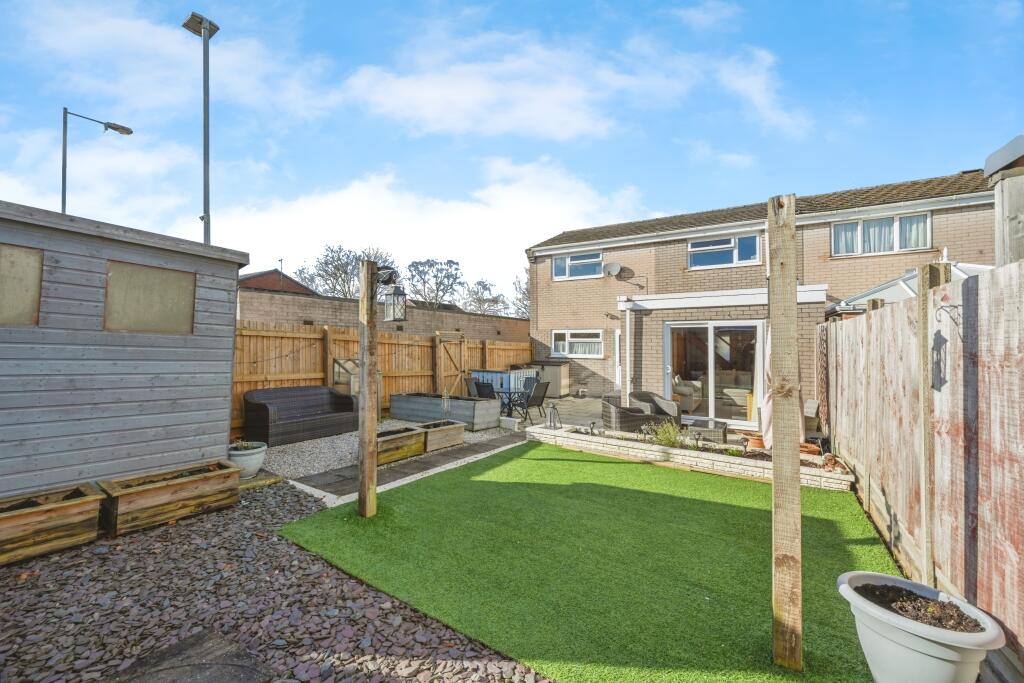 Additional property image - Browning Close, Tamworth, Staffordshire, B79