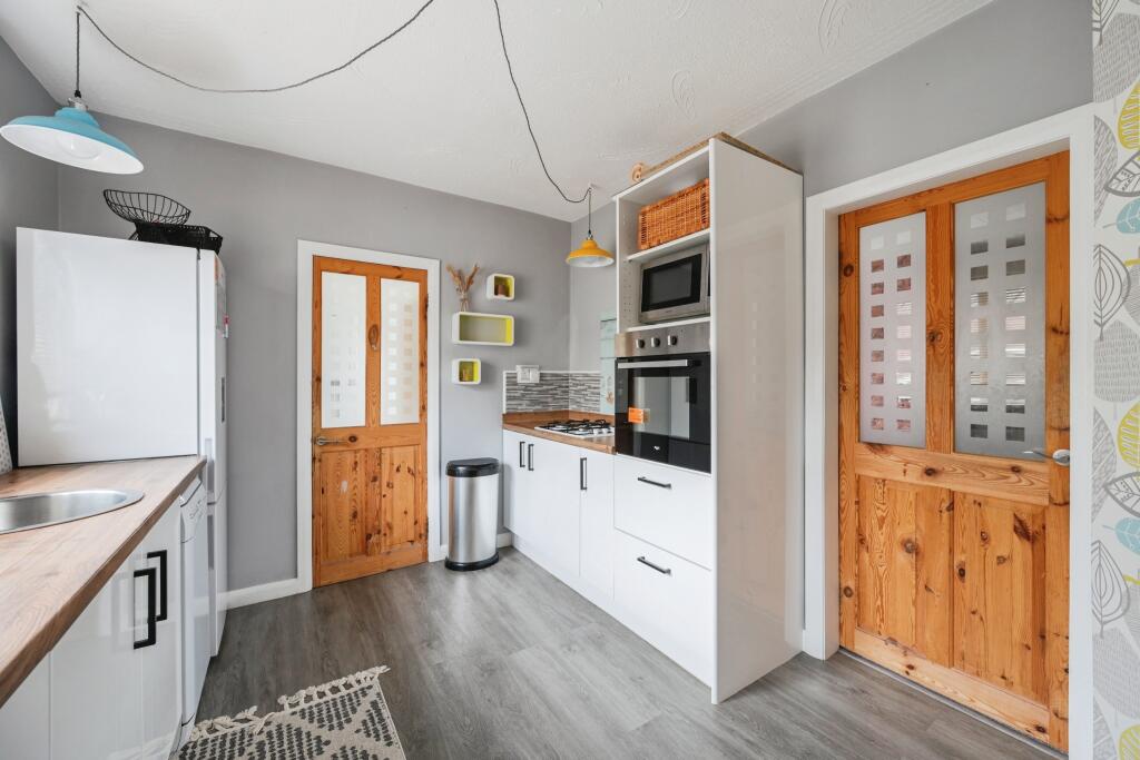 Additional property image - Manor Road, Tamworth, Staffordshire, B77