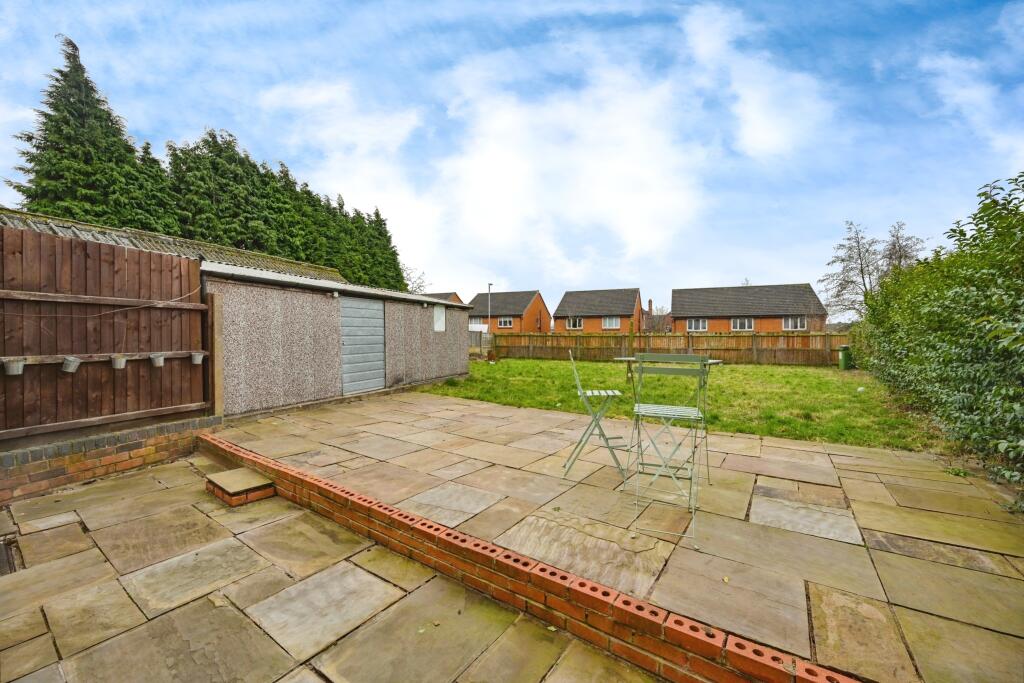 Additional property image - Manor Road, Tamworth, Staffordshire, B77