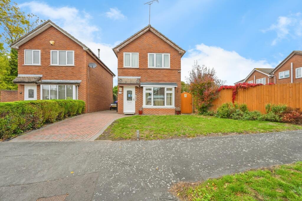 Main image of property: Beech Close, Kingsbury, Tamworth, Warwickshire, B78