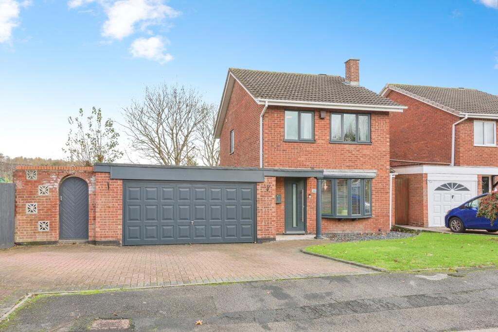 Main image of property: Lapwing, Wilnecote, Tamworth, Staffordshire, B77
