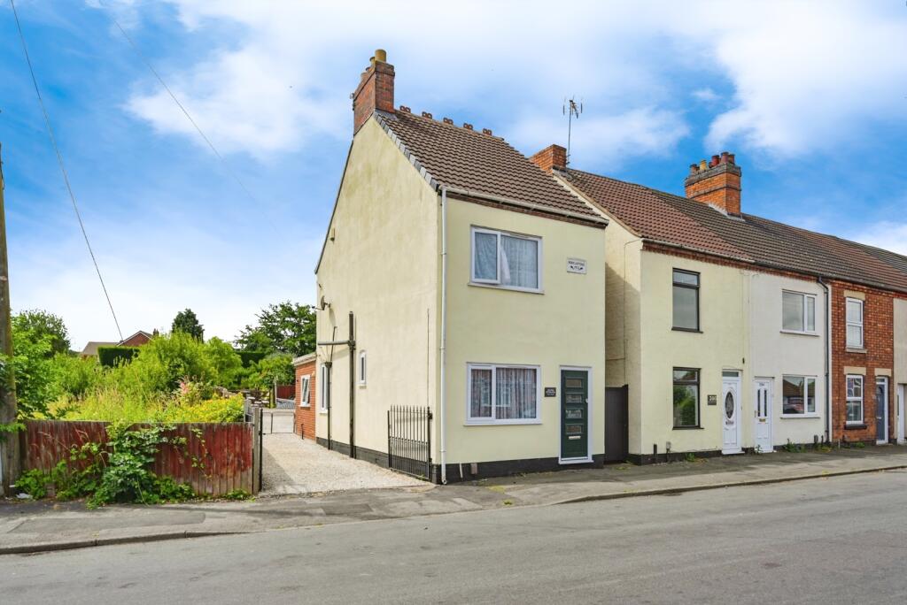 Main image of property: Wilnecote Lane, Tamworth, Staffordshire, B77