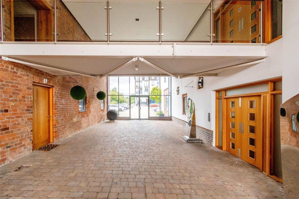 1 bedroom flat for sale in Wolverhampton Street, Walsall, WS2