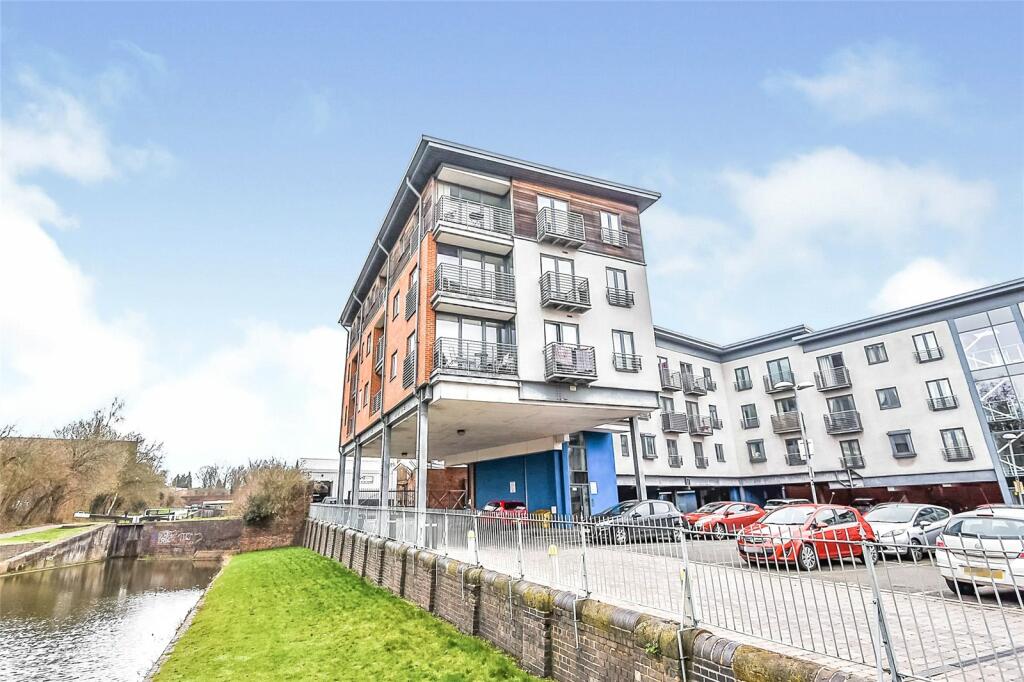 2 bedroom flat for sale in Smiths Flour Mill, 71 Wolverhampton Street