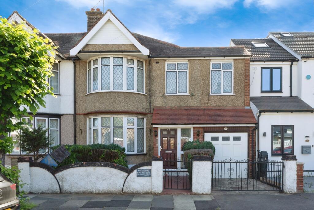 Main image of property: Chudleigh Crescent, Ilford, IG3