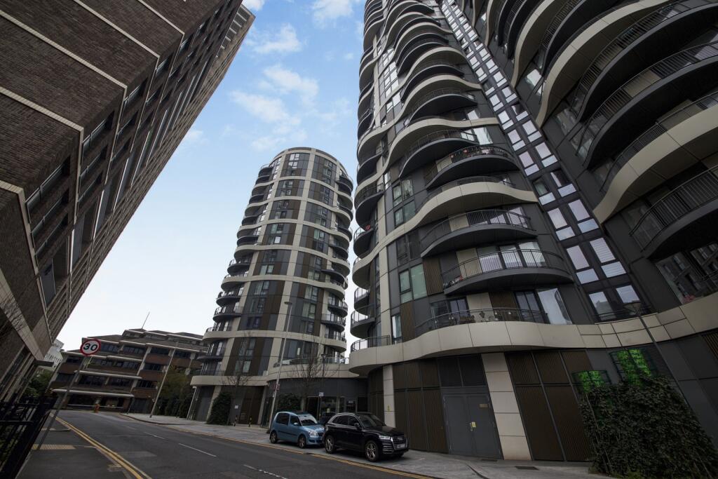 Main image of property: Cambridge Road, Barking, IG11