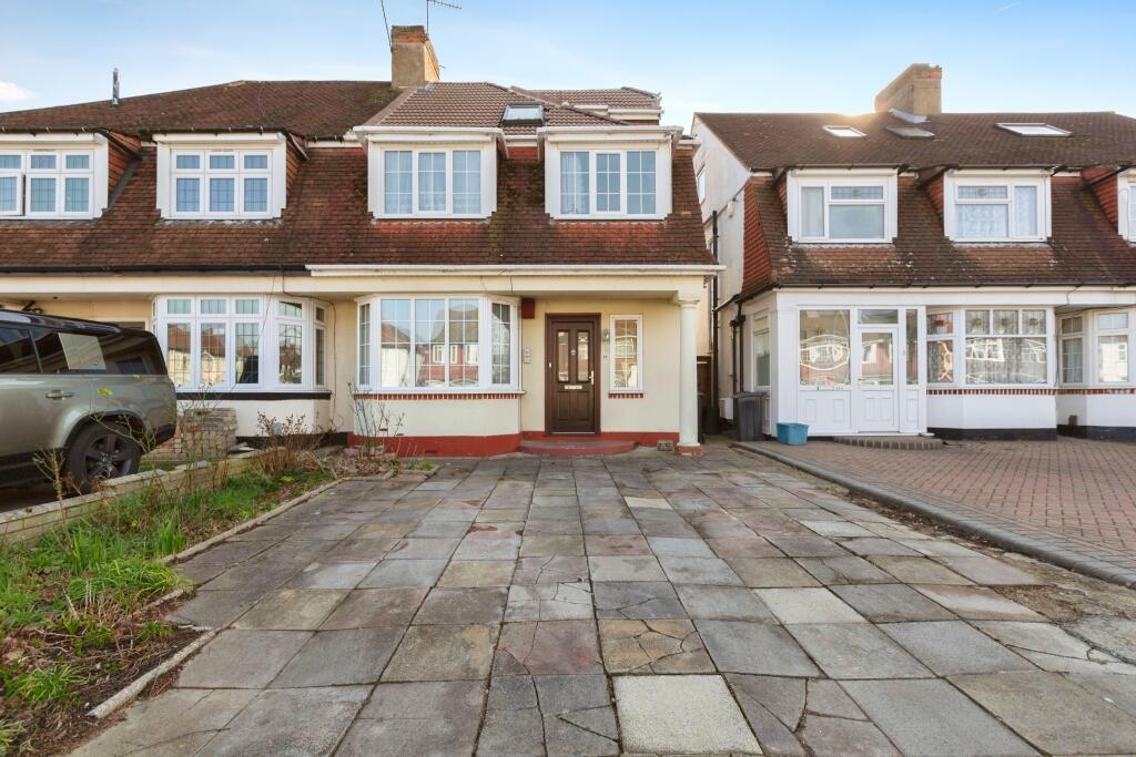 4 bedroom semi-detached house