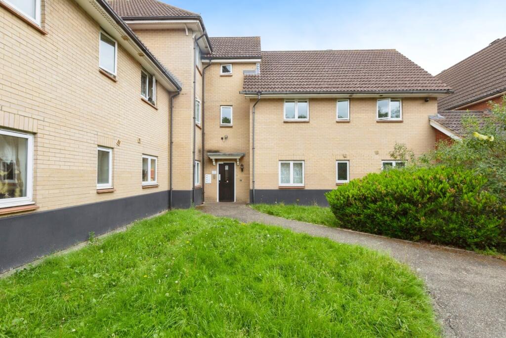 Main image of property: Royal Crescent, ILFORD, Essex, IG2