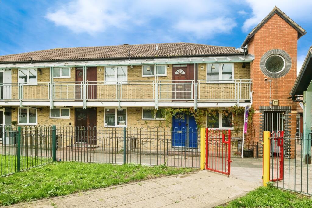 Main image of property: Tiptree Crescent, ILFORD, Essex, IG5