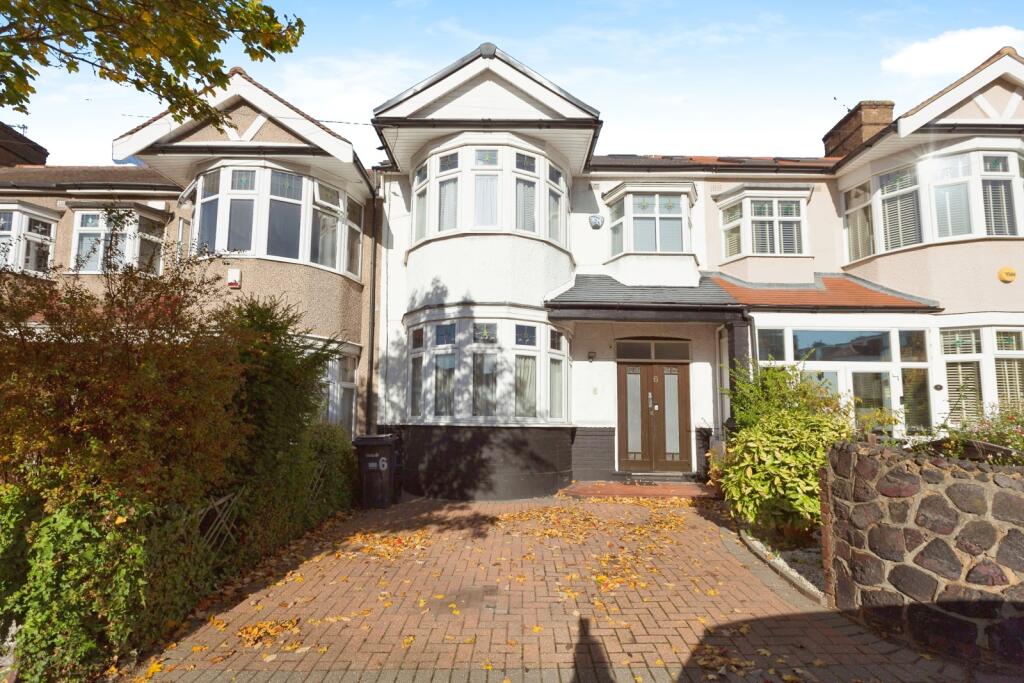 Main image of property: Fowey Avenue, Ilford, IG4