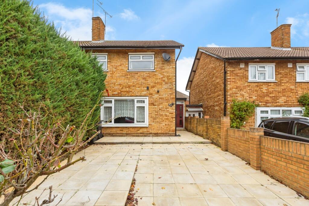 Main image of property: Aragon Drive, Ilford, IG6