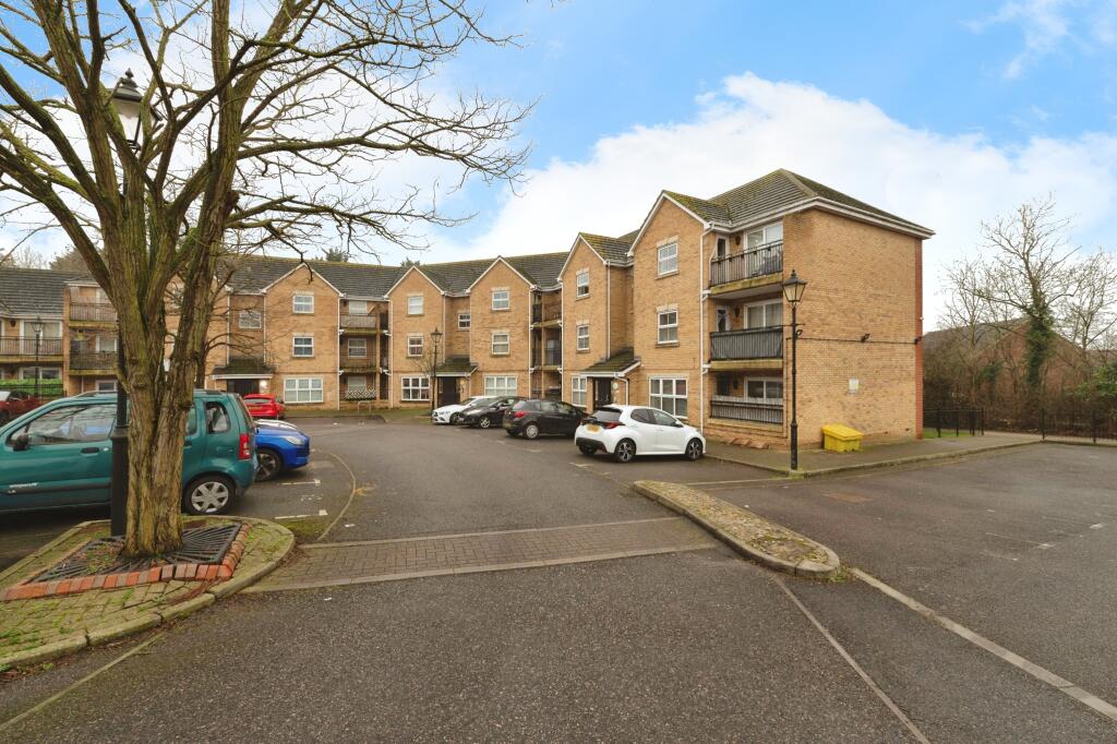 Main image of property: Osier Drive, BASILDON, Essex, SS15