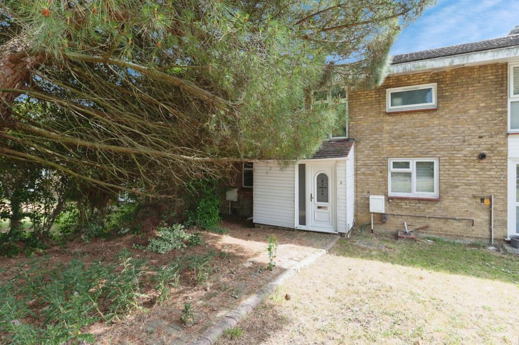 Main image of property: Sains, Basildon, Essex, SS15