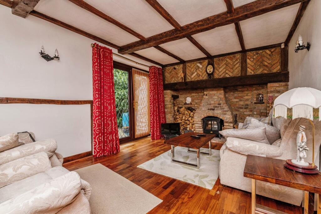 Additional property image - Stock Road, Billericay, Essex, CM12