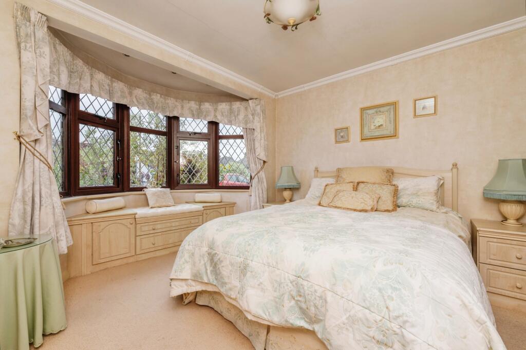 Additional property image - Stock Road, Billericay, Essex, CM12